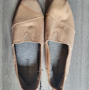 💥7|$30 My style canvas shoes